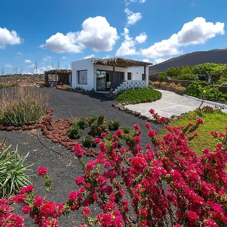 Vistas Salinas Villa