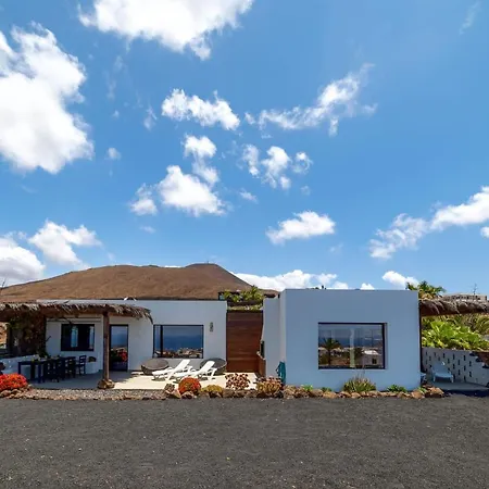 ヴィラ Vistas Salinas Las Breñas